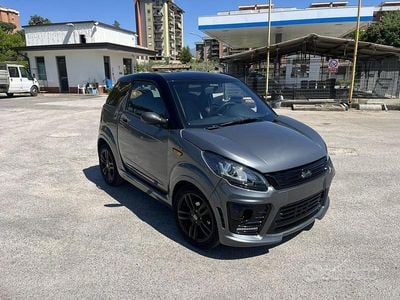 Begagnad Ligier JS50 2021 Grå Halvkombi