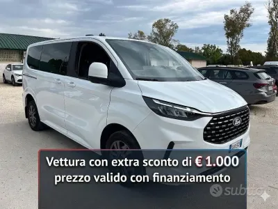 Usata Ford Tourneo Custom 150 CV (110 kW) 2024 Bianco Furgone