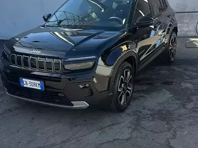 Usata Jeep Avenger Summit 101 CV (74 kW) 2023 Nero SUV
