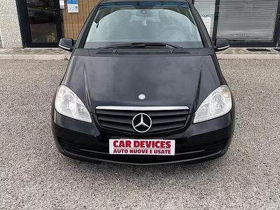 Usata Mercedes A180 109 CV (80 kW) 2010 Nero Berlina