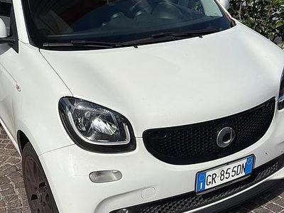 Usata Smart ForFour 71 CV (52 kW) 2018 Bianco Utilitaria