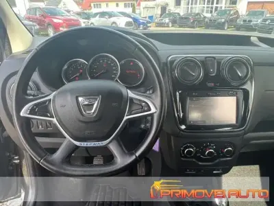 Gebraucht Dacia Dokker Stepway 101 PS (74 kW) 2018 Van / Kleinbus