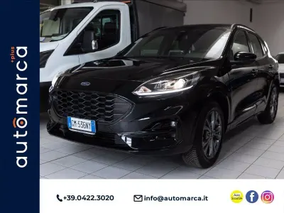 Usata Ford Kuga ST-Line 225 CV (165 kW) 2023 Agate black (metallizzato) SUV