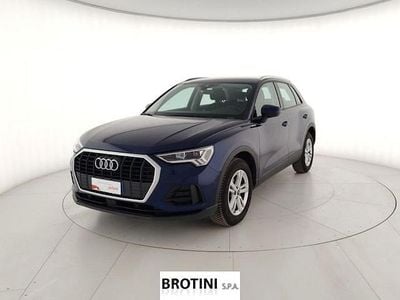 Begagnad Audi Q3 Business 150 HK (110 kW) 2023 Blå SUV