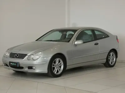 Gebraucht Mercedes C180 Avantgarde 143 PS (105 kW) 2003 Silber Coupé