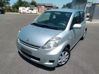 Usata Daihatsu Sirion TAKA 91 CV (66 kW) 2009 Grigio Utilitaria