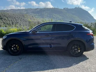 Usata Alfa Romeo Stelvio Ti 190 CV (139 kW) 2020 Bluazzurro SUV