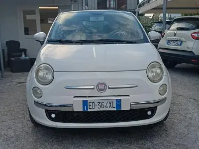 Begagnad Fiat 500 Lounge 95 HK (69 kW) 2011 Vit Sedan