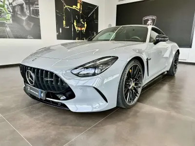 Usata Mercedes AMG GT 63 Premium Plus 585 CV (430 kW) 2024 Grigio alpi Coupé