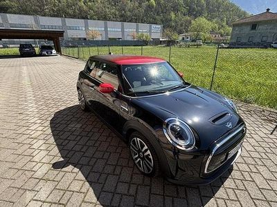 Usata Mini Cooper SE 160 kW (218 CV) 2023 Nero Utilitaria