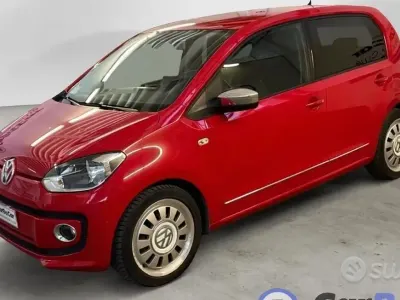 Begagnad VW up! 75 HK (55 kW) 2012 Röd Halvkombi