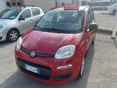 Usata Fiat Panda Easy 69 CV (50 kW) 2013 Rosso Utilitaria