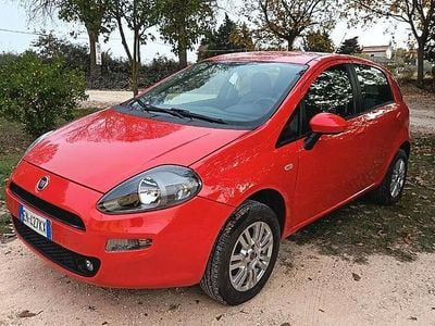 Usata Fiat Punto 77 CV (56 kW) 2013 Utilitaria