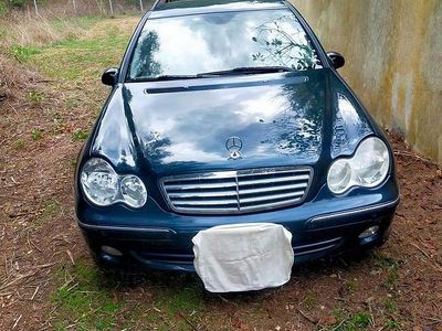 Usata Mercedes C220 150 CV (110 kW) 2007 Blu Station wagon