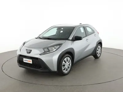 Begagnad Toyota Aygo X Active 72 HK (52 kW) 2022 Silver SUV