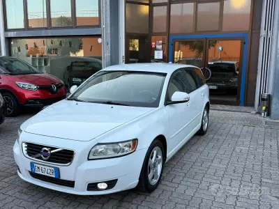 Occasion Volvo V50 R-Design 115 PK (84 kW) 2012 Wit Stationwagen