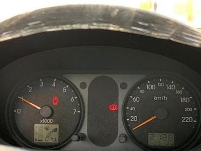 Usata Ford Fiesta 75 CV (55 kW) 2003 Grigio Berlina