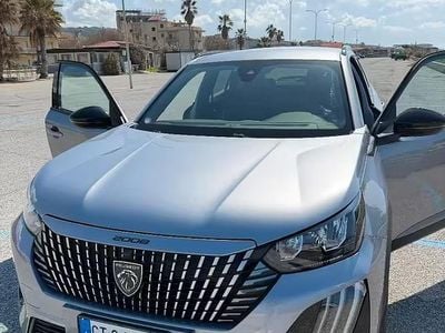 Usata Peugeot 2008 100 CV (73 kW) 2023 Grigio SUV