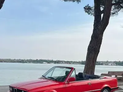 Usata BMW 320 Cabriolet Efficient Dynamics 129 CV (94 kW) 1990 Cabrio
