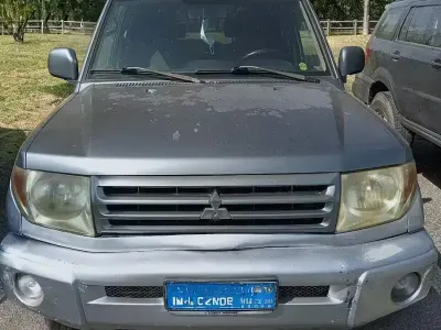 Usata Mitsubishi Pajero 114 CV (83 kW) 2004 Grigio SUV