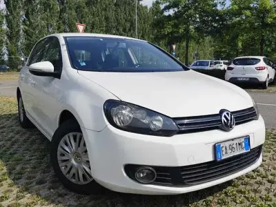 Usata VW Golf VI Comfortline 122 CV (89 kW) 2010 Utilitaria