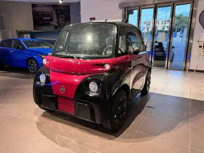 Usata Citroën AMI Charleston 2024 Arancione Berlina
