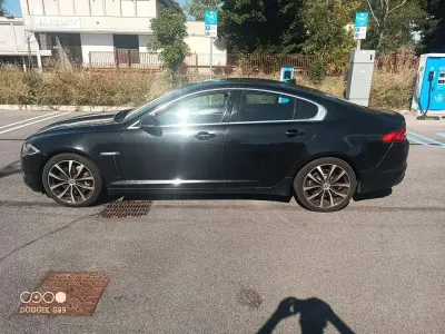Usata Jaguar XF Luxury 275 CV (202 kW) 2014 Berlina