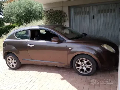 Usata Alfa Romeo MiTo 105 CV (77 kW) 2011 Utilitaria