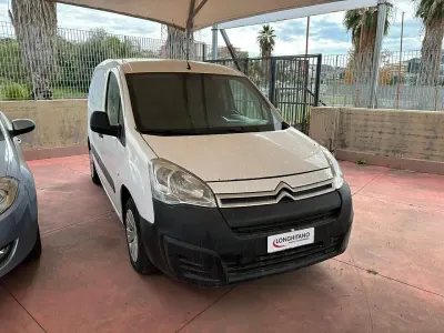Usata Citroën Berlingo 99 CV (72 kW) 2017 Bianco Monovolume