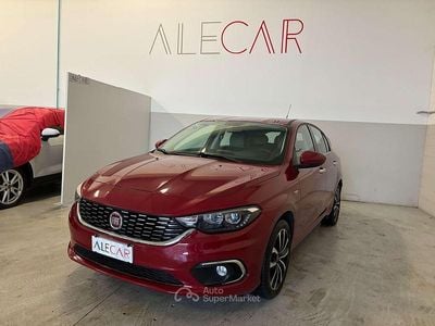 Rosso Usata 2017 Fiat Tipo Lounge Berlina | 10.300 € (Buon prezzo)