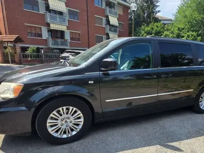 Usata Lancia Voyager