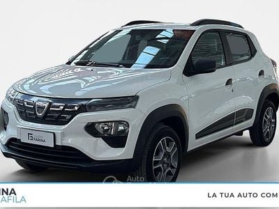 Usata Dacia Spring Comfort 19 kW (26 CV) 2021 Bianco Utilitaria