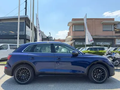 Usata Audi Q5 Ambiente 163 CV (119 kW) 2022 Blu/azzurro SUV