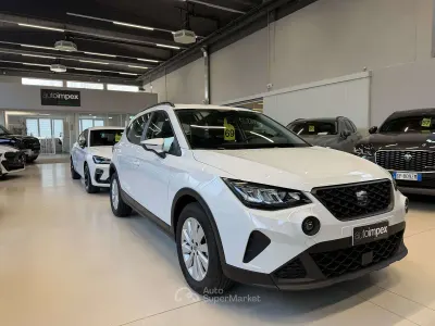 Usata Seat Arona Style 95 CV (69 kW) 2023 Bianco SUV