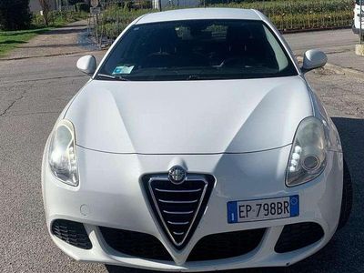 Usata Alfa Romeo Giulietta Exclusive 105 CV (77 kW) 2012 Bianco Berlina