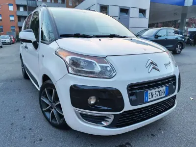 Usata Citroën C3 Picasso 95 CV (69 kW) 2012 Oro Monovolume