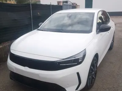 Nuova Opel Corsa 100 CV (73 kW) 2026 Bianco Utilitaria