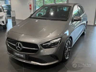 Käytetty Mercedes B180 Advanced Plus 116 HP (85 kW) 2024 Harmaa Tila-auto