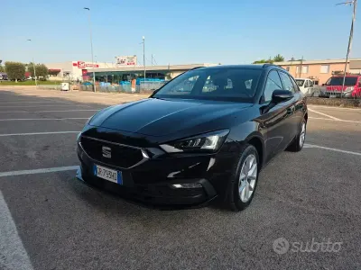 Usata Seat Leon 115 CV (84 kW) 2023 Nero Station wagon