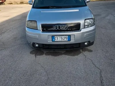 Usata Audi A2 61 CV (44 kW) 2004 Grigio Utilitaria
