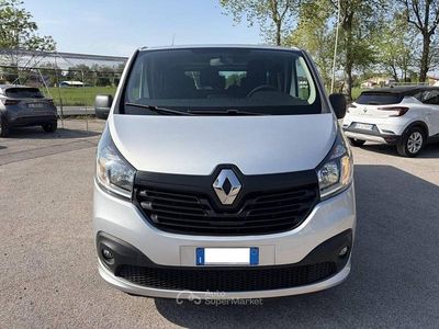 Usata Renault Trafic 125 CV (91 kW) 2017 Argento Monovolume