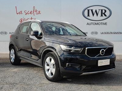 Usata Volvo XC40 Momentum 163 CV (119 kW) 2020 Nero SUV