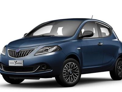 Usata Lancia Ypsilon 69 CV (50 kW) 2024 Blu Utilitaria