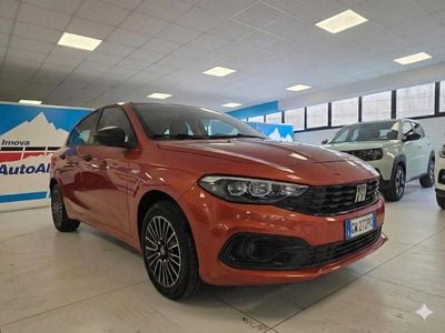Nuova Fiat Tipo 130 CV (95 kW) 2025 Blu Utilitaria