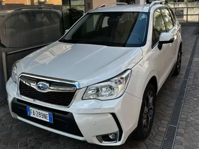 Usata Subaru Forester Sport 147 CV (108 kW) 2015 Bianco SUV
