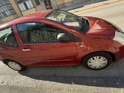 Usata Citroën C2 Exclusive 68 CV (50 kW) 2004 Rosso Utilitaria