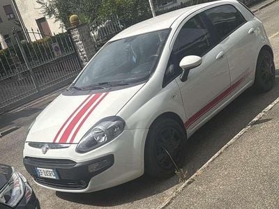 Usata Fiat Punto Evo Dynamic 75 CV (55 kW) 2011 Bianco Utilitaria