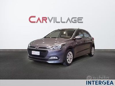 Usata Hyundai i20 Classic 75 CV (55 kW) 2017 Grigio Berlina