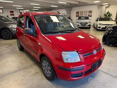 Usata Fiat Panda Dynamic 69 CV (50 kW) 2010 Rosso Utilitaria