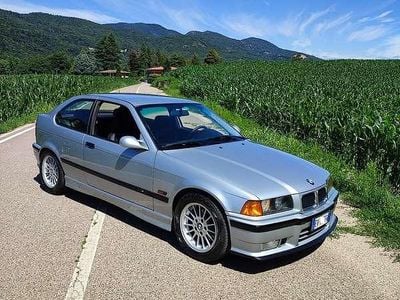 Usata BMW 316 Efficient Dynamics 102 CV (75 kW) 1994 Berlina